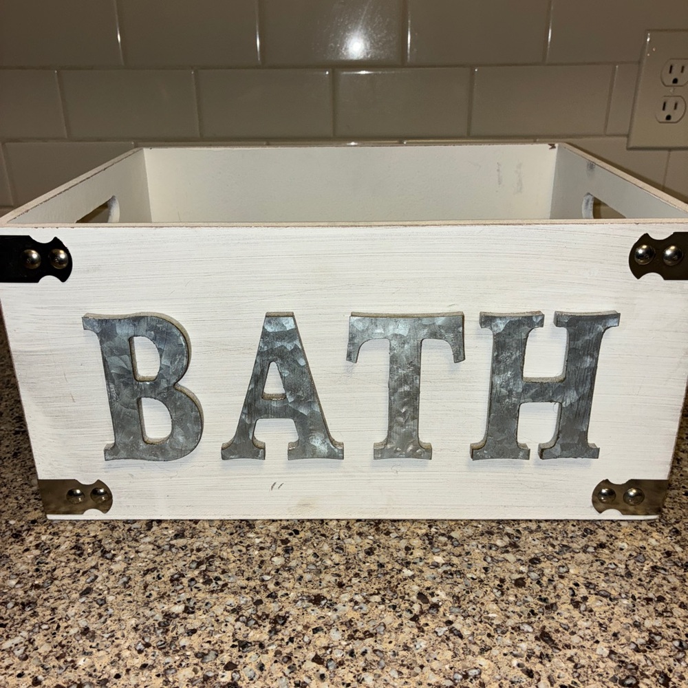 Rustic White Bath Storage Box - Picture 1 of 5